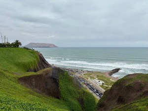 Tentaculaire, turbulente, violente : Lima